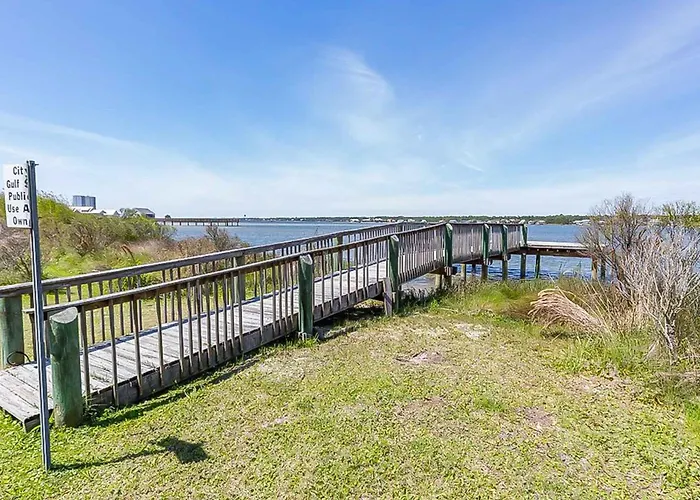 Holiday home Newly Constructed Near The Gulf With Private W&d Grill Shared Pool Ac